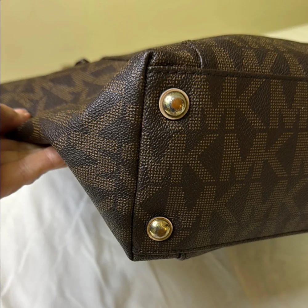 Michael Kors Jet‎ Set Travel Tote w/ Hummingbird Charm – Brown MK Monogram
